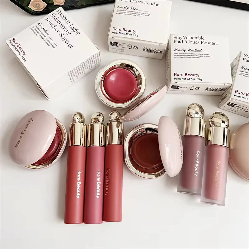 RARE BEAUTY Melting Cream Blush